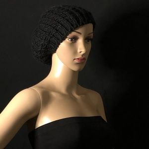 Black beanie
